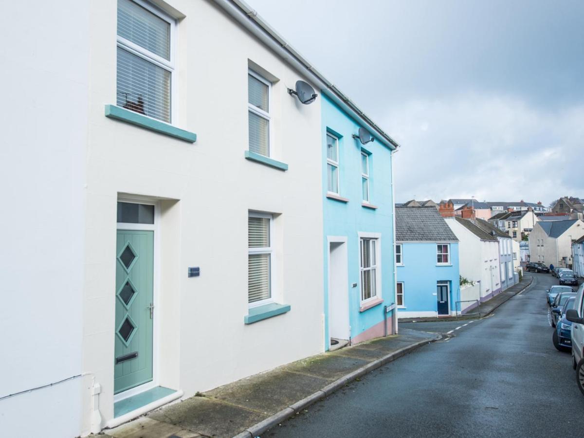 Pass The Keys Ty George - Stunning 3 Bed House In Tenby Town Villa Exterior photo